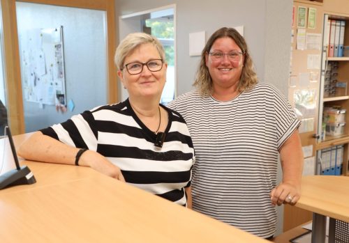Unsere Sekretärinnen Frau Sießenbüttel und Frau Peetzke